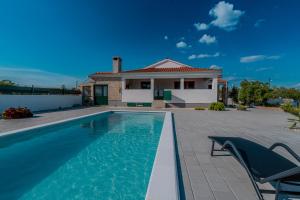 Mediterranean Oasis Villa with Private Pool & Summer Kitchen