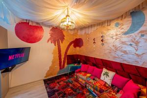 Arabian Nights Suite Romantic Moroccan Escape