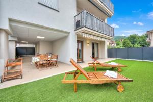Casa Karin with Large Terrace and Garden - Happy Rentals