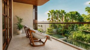 Brand-New Designer Villa, 3BR, Heart of Canggu