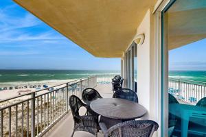 Gulf-Front Condo On Okaloosa Island Playground 2 Hot Tubs