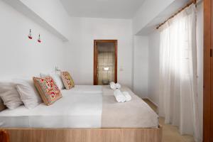 4 Bedroom Villa with Sea View and Acropolis View