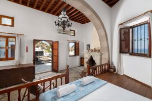 4 Bedroom Villa with Sea View and Acropolis View
