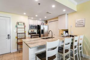 Spacious Condo At Waterscape Lovely Gulf Views Playground 2 Hot Tubs