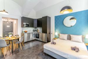 Old Town Riverside Loft Apartment