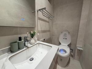 Coconut Grove Villa Controlled by Alexa