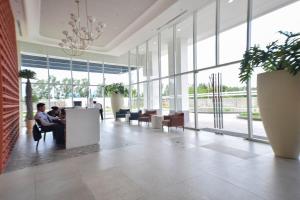 Azure North Studio with Free Reserved Parking Space