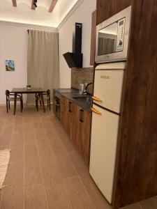 Santa Monica Boutique Apartments