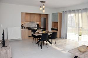 West Coast House 1