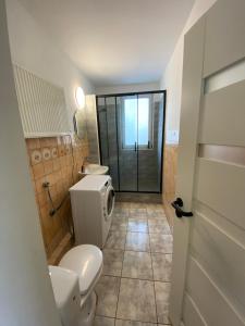 Budget Hostel - Easy Bus to Center