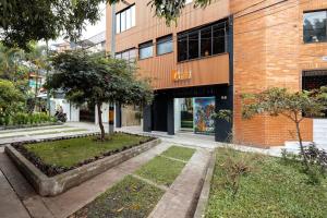 Apartamento 304, cerca al estadio, AC