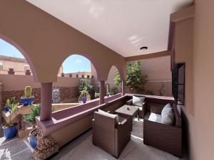 Tilougasse home and garden