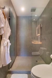 To Be Suites