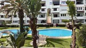 2 bedroom apartment Near the beach with swimming pools