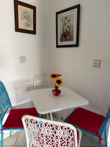 Reta-Inn Martil Beach