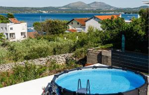 3 Bedroom Amazing Home In Sibenik