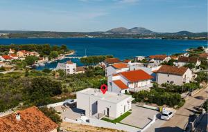 3 Bedroom Amazing Home In Sibenik