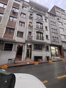 TAY Suite