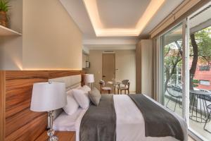 To Be Suites
