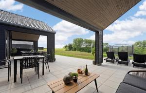 Amazing Home In Bogense With Sauna