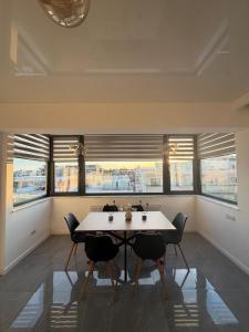 Sea Breeze Penthouse Mamaia