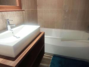 Appartement cosy, vue pistes - 4 pers. - FR-1-292-238