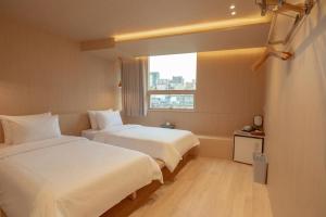 yulstay myeongdong