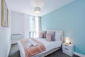 Central Stylish And Spacious 2BDR Flat