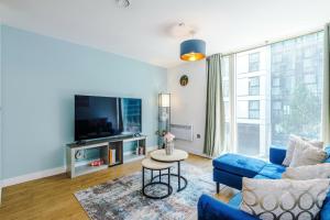 Central Stylish And Spacious 2BDR Flat