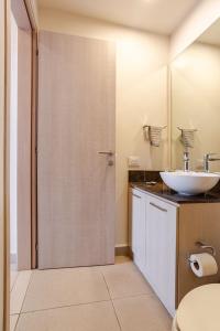Recámara Baño Vestidor en Residencial con Alberca