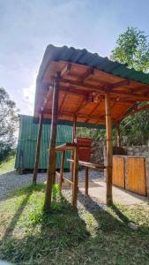 Glamping romántico entre montañas