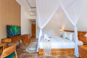 Insenja 4 Bedroom Private Villa & Resto Ubud