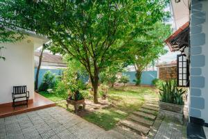 Live like a local Homestay - Cozy Garden Room