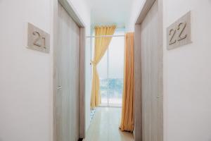 RedDoorz Near MRT Bendungan Hilir