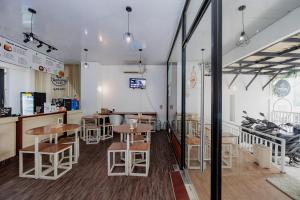 RedDoorz Near MRT Bendungan Hilir