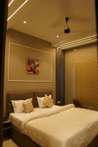 The Cosmo Hill Resort