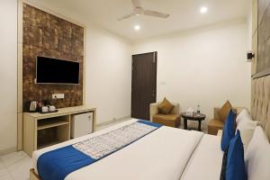 Apple Park - Comfortable Stay Near Delhi Airport, Mahipalpur