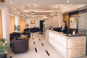 Apple Park - Comfortable Stay Near Delhi Airport, Mahipalpur