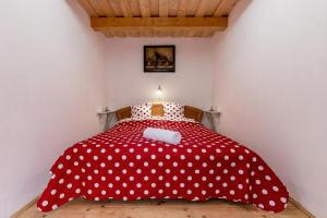 Klementinas Guest House - Happy Rentals