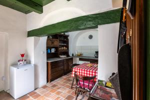 Klementinas Guest House - Happy Rentals