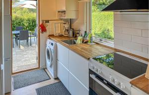 2 Bedroom Gorgeous Home In Hadsund
