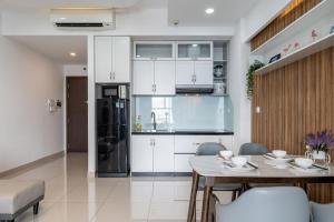 Stylist Studio Sunrise city view