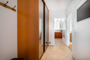 Ursus Standard Apartment by BookingHost