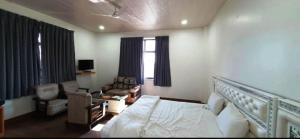 Hotel Aam Bagh & Jain Shikanji