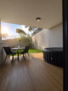 Bura- apt with hot tub