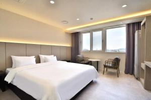 Ehan Hotel