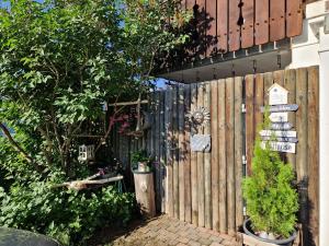Chalet Gotthelf Gartenstudio, Ferien mit Hund