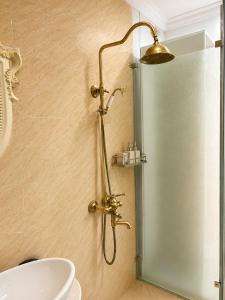 Silk Classic Hotel & Travel