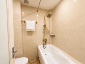 Silk Classic Hotel & Travel