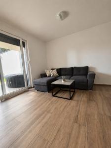 Bura- apt with hot tub